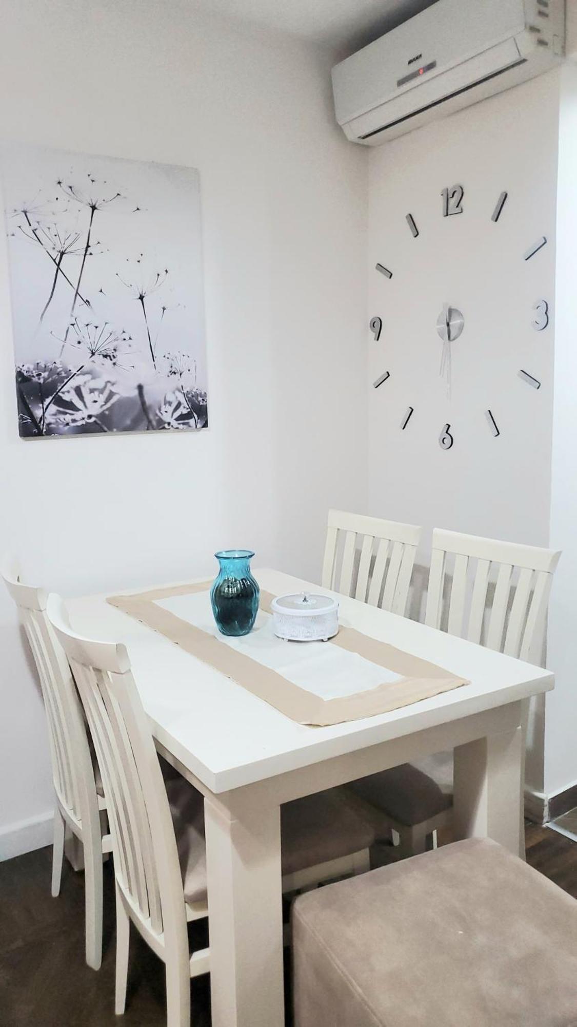 公寓 Tulips Apartment-free Parking Tirana