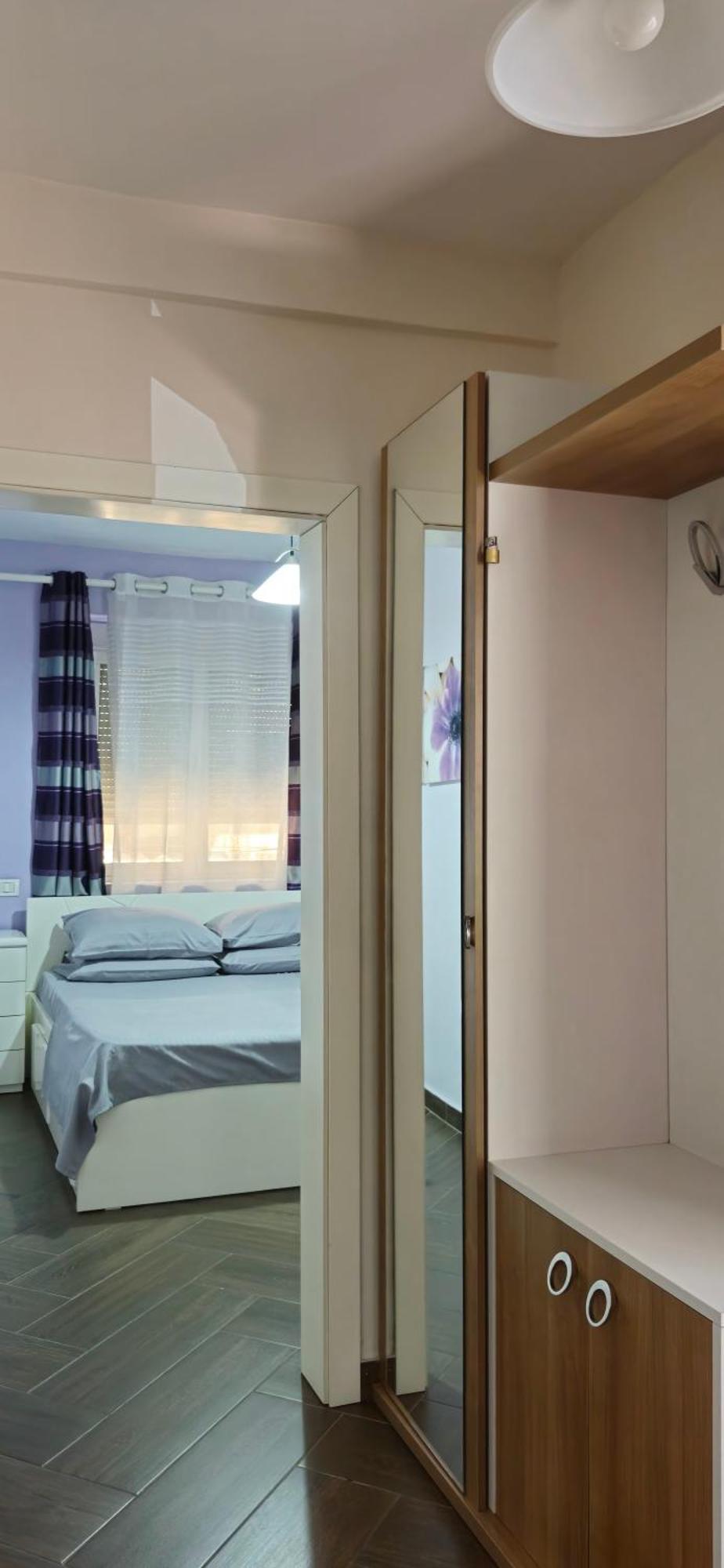 Tulips Apartment-free Parking * Tirana